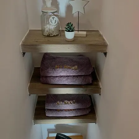 Apartment M's Wood Maishofen